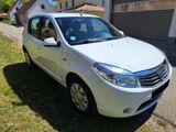 Dacia Sandero 1,5L Diesel 75 PS Klima - Dacia Sandero mit Diesel-Antrieb: 1.5