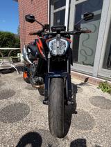 KTM 890 Duke R - KTM 890 DUKE R