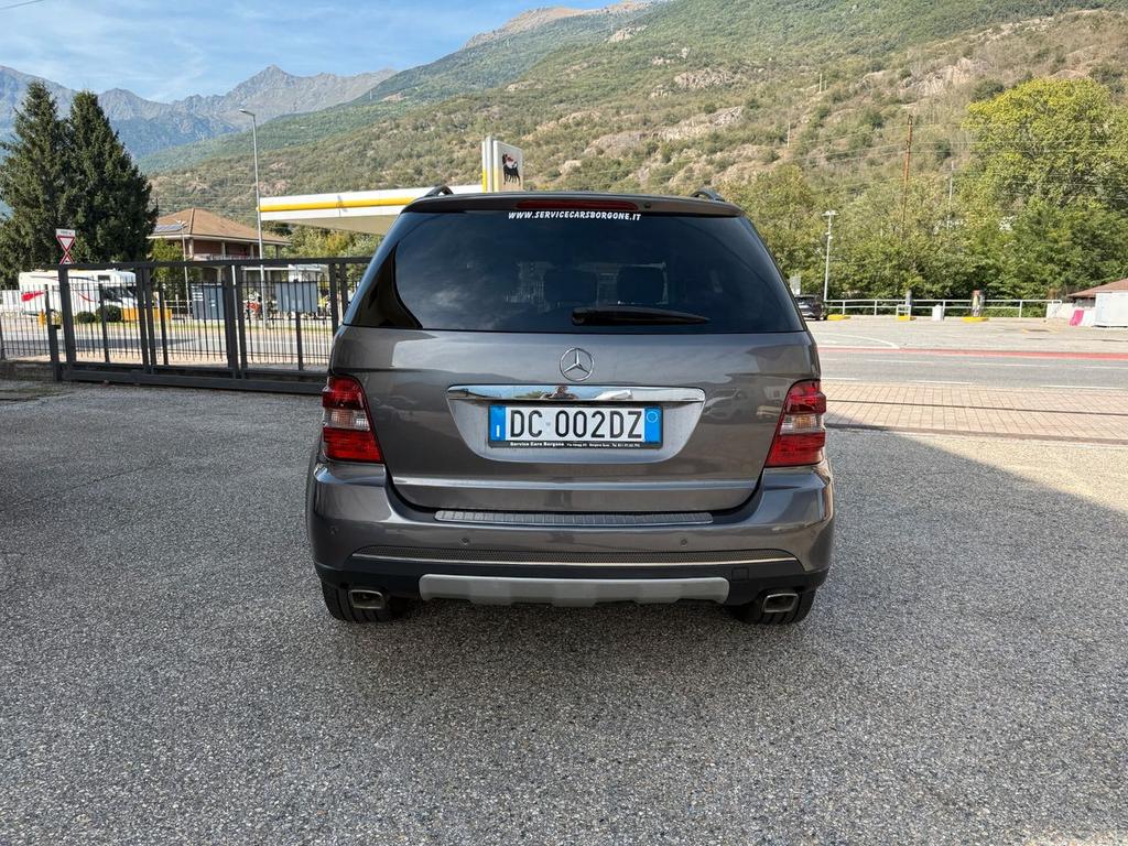 Mercedes-Benz ML 320