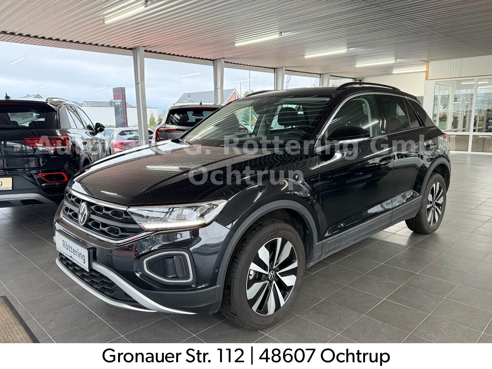 Fahrzeugabbildung Volkswagen T-Roc Move 1.5 TSI DSG LED+NAV+PDC+APP+SHZ+KAM