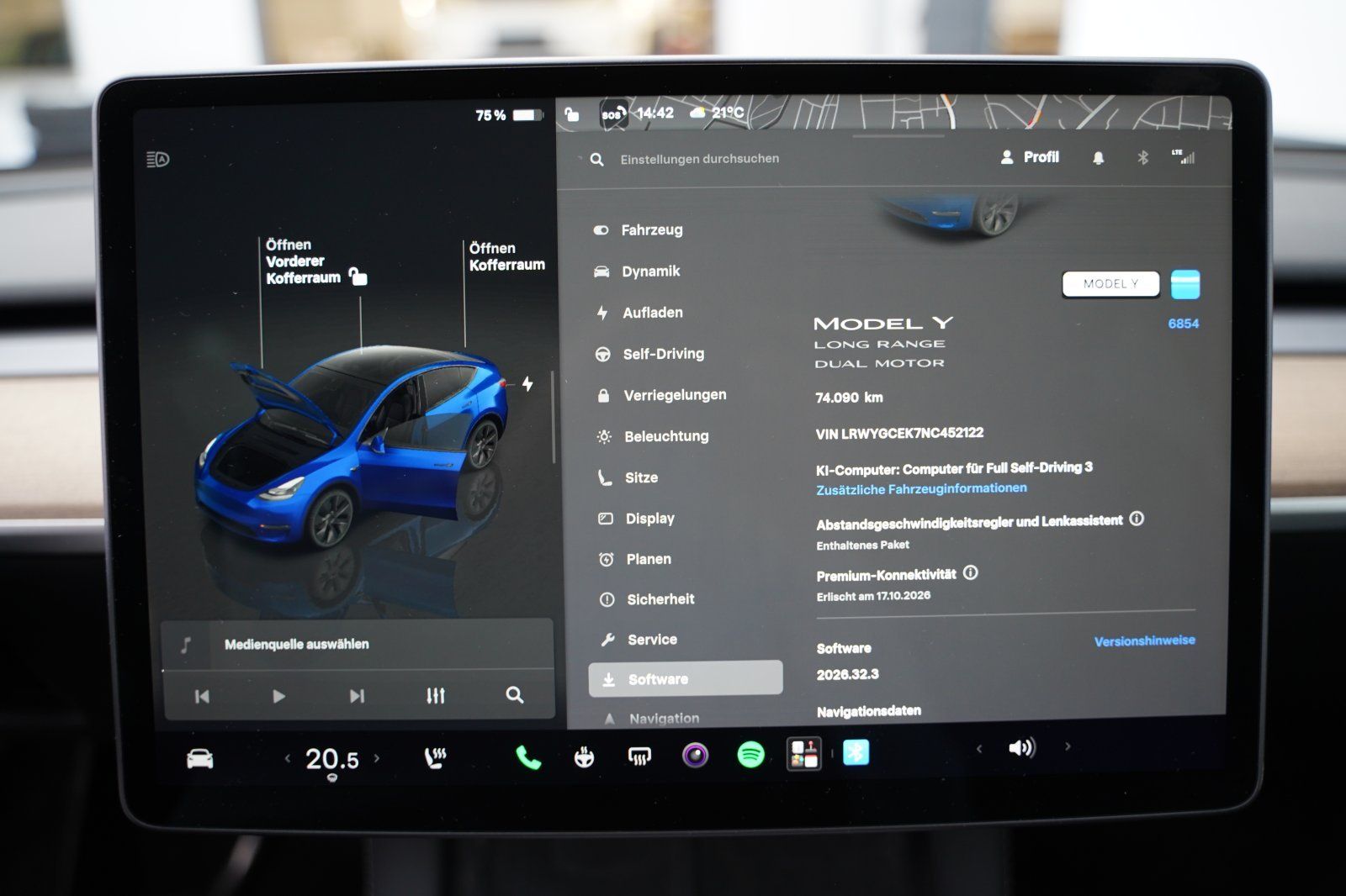 Tesla Model Y Long Range AWD 1.Hand foto 12