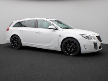 Opel Insignia - 4