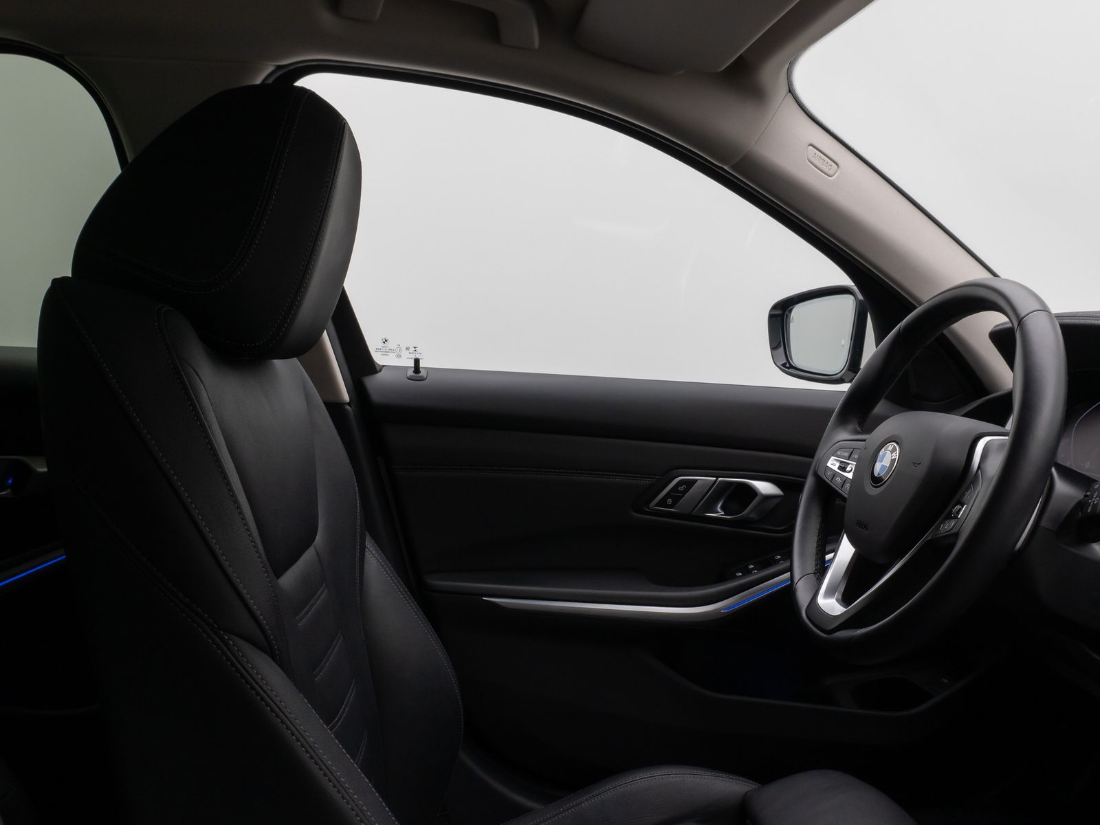 Fahrzeugabbildung BMW 320d  Luxury Line Kamera DAB HiFi Stop&Go Sport