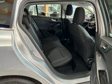 Ford Focus Turnier Titanium 1,0l Ecoboost Automatik