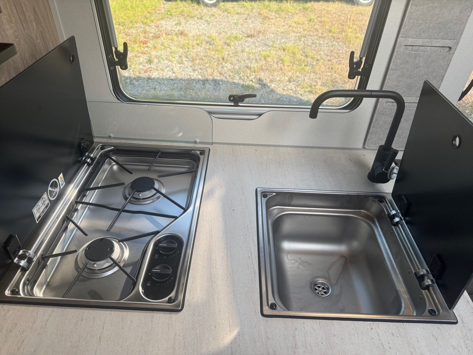 Fahrzeugabbildung Eura Mobil Integra Line IL 720 EF SAT, SOLAR, LUFTFEDERUNG