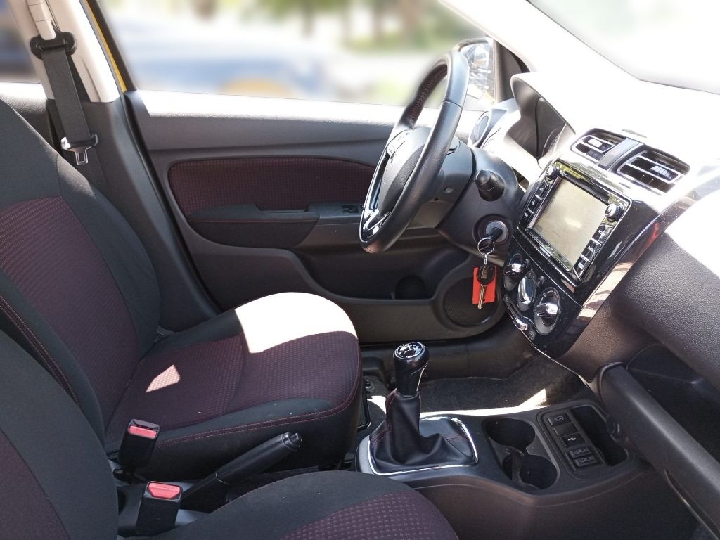 Fahrzeugabbildung Mitsubishi Space Star 1,2 Spirit+ Black Navi