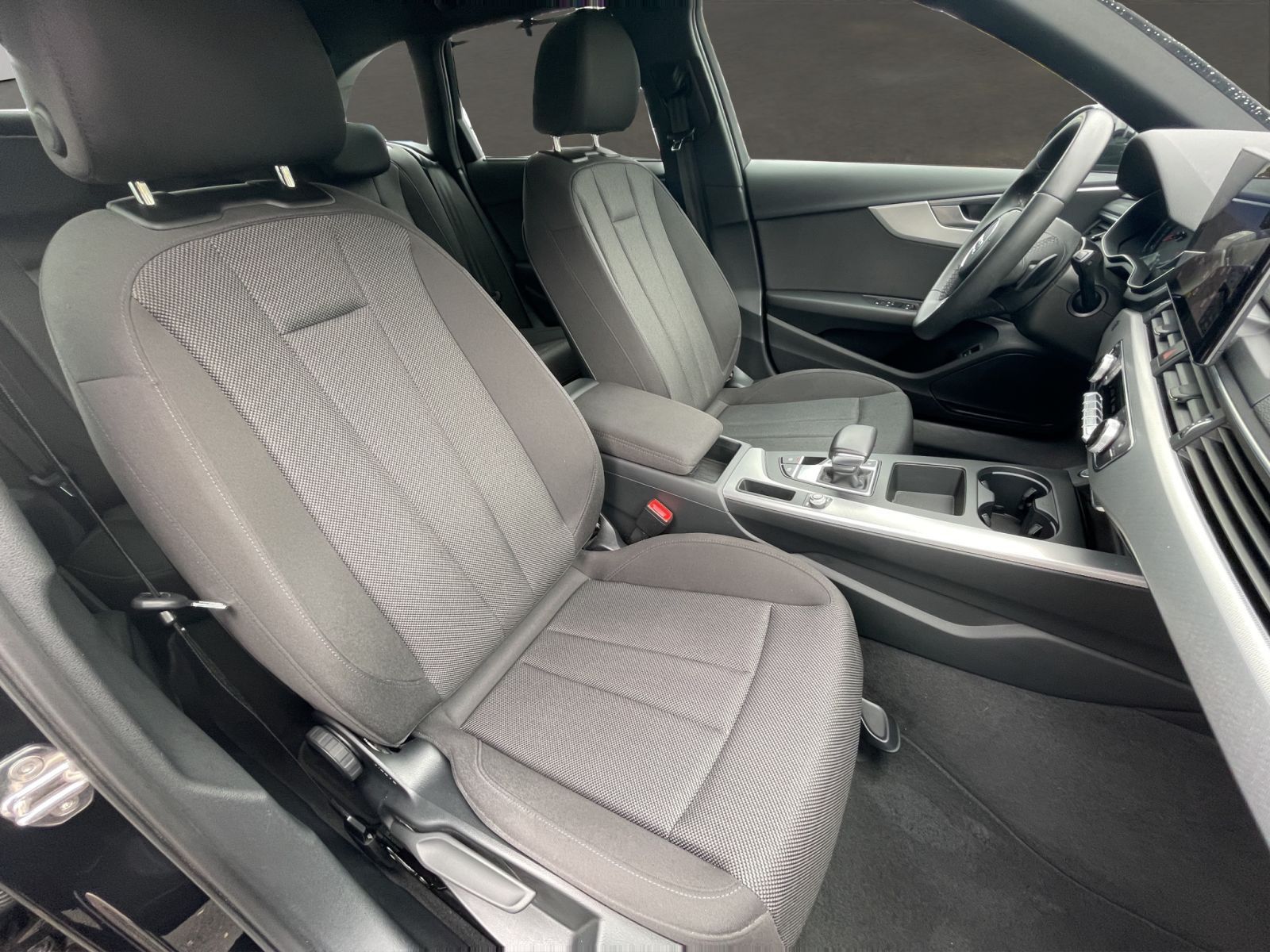 Audi A4 - Bild 18