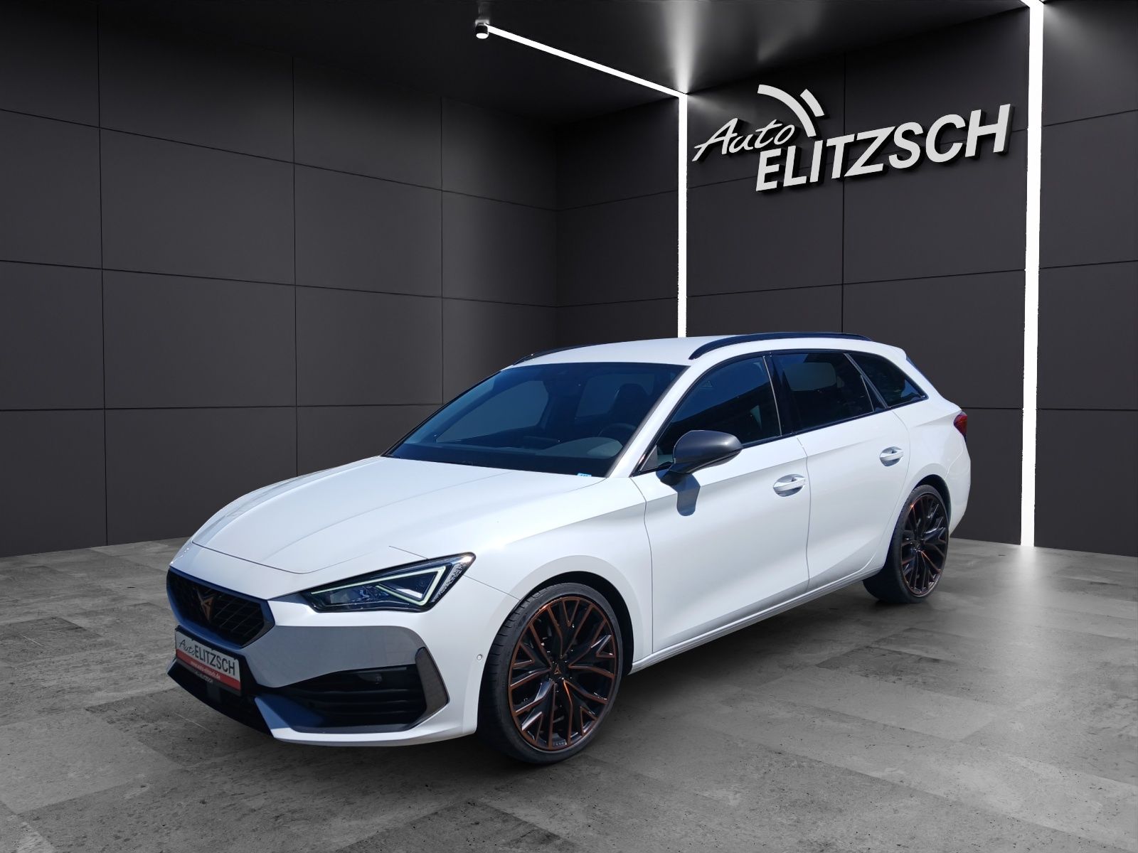 Fahrzeugabbildung CUPRA Leon Sportstourer VZ 4Drive DSG LED Navi ACC RFK