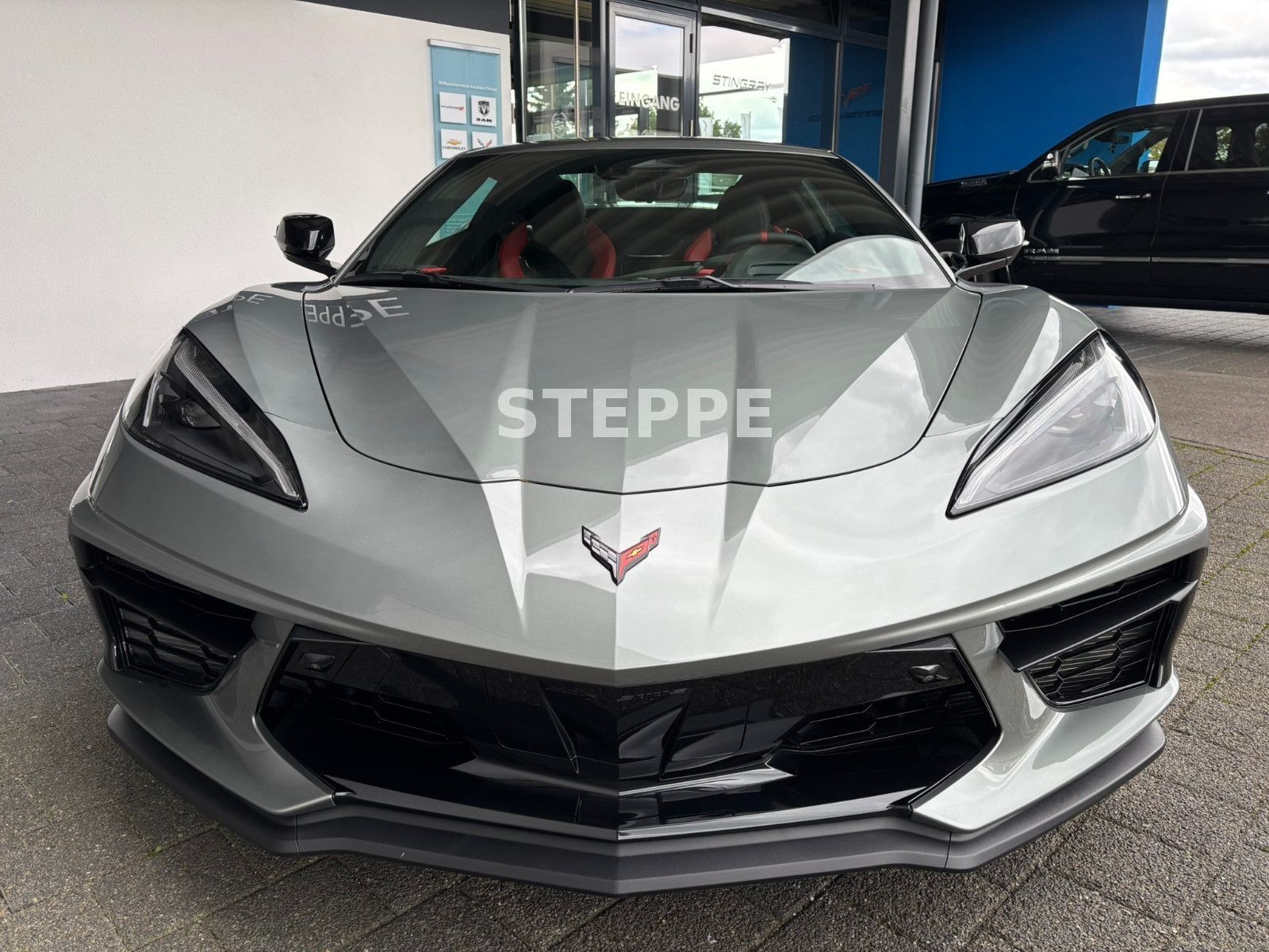 Corvette C8 Stingray Convertible 3LT Europamodell STEPPE