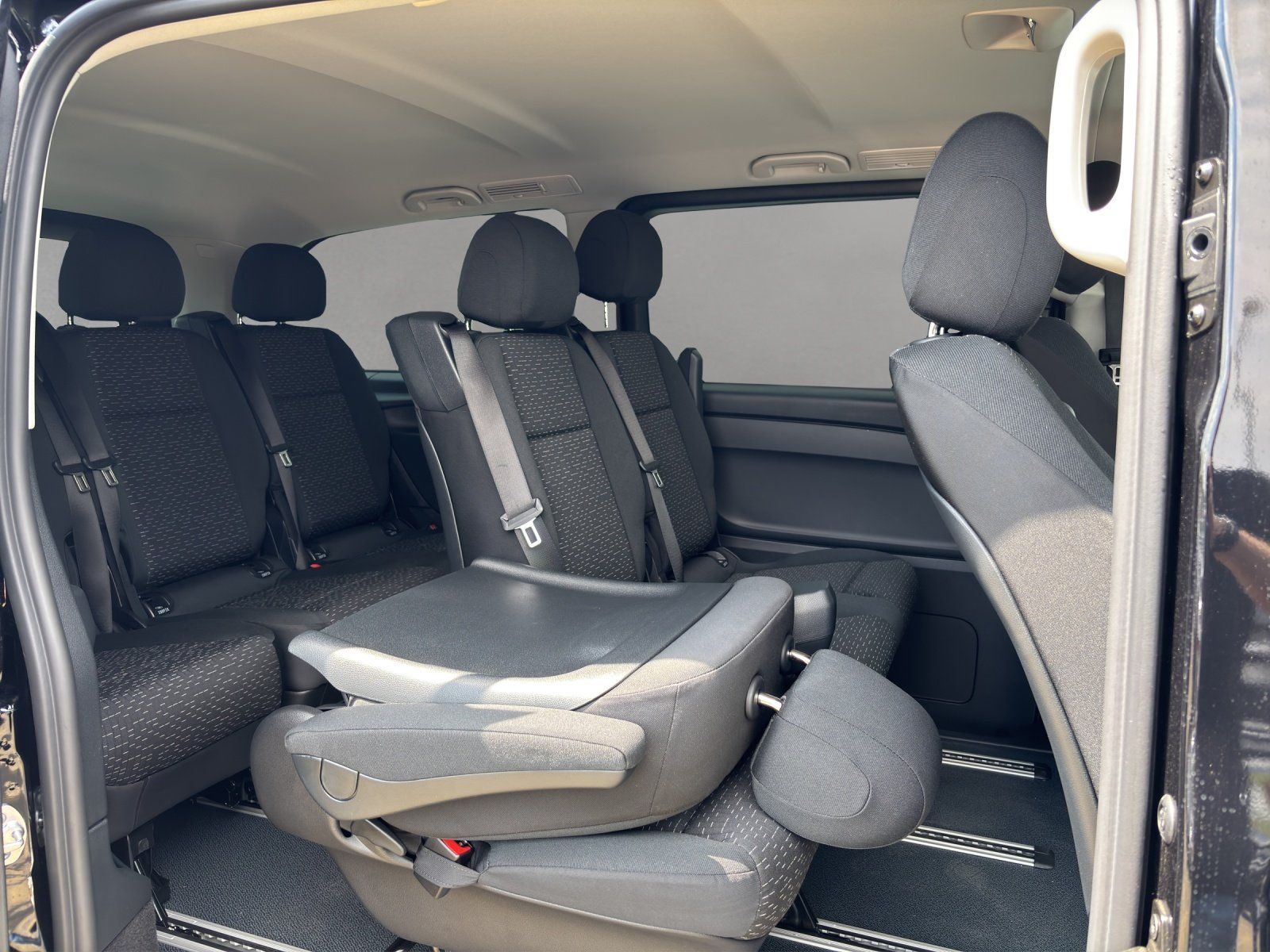 Fahrzeugabbildung Mercedes-Benz Vito 116 CDI Tourer PRO Lang