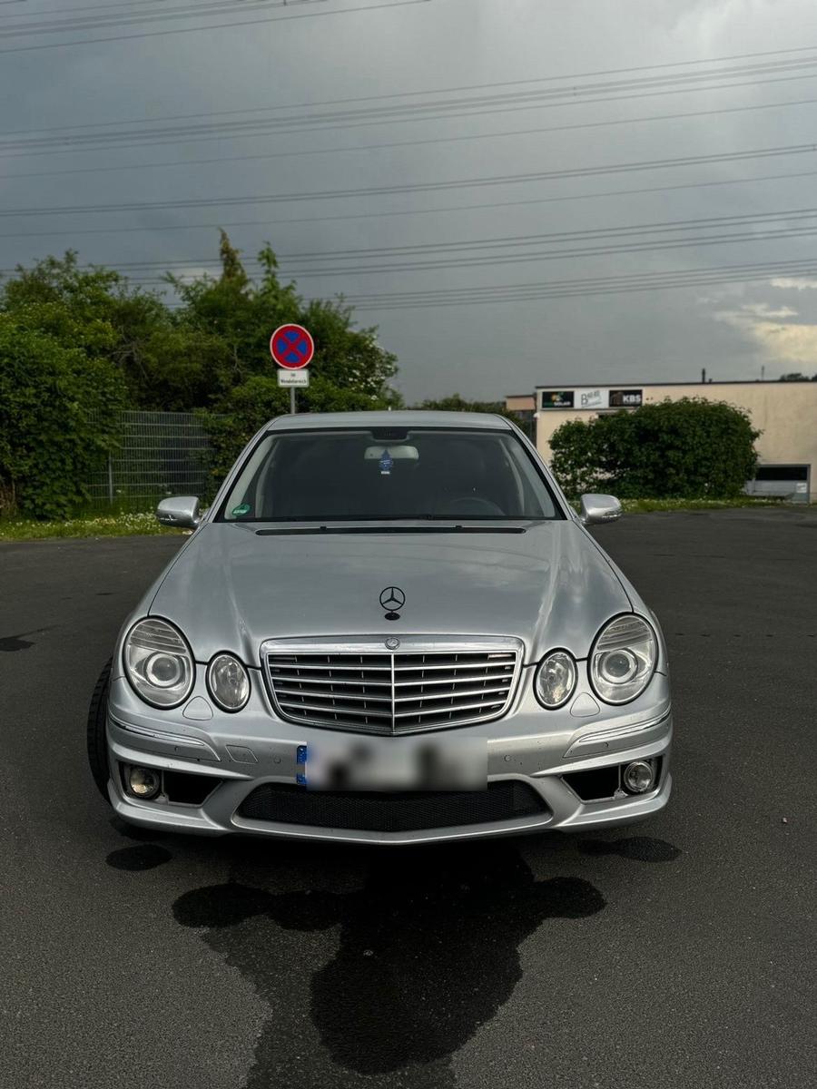Mercedes-Benz E 280