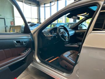 Mercedes-Benz E 350 *PANO*MEMORY*HarmanKardon*LEDER (BRAUN)*