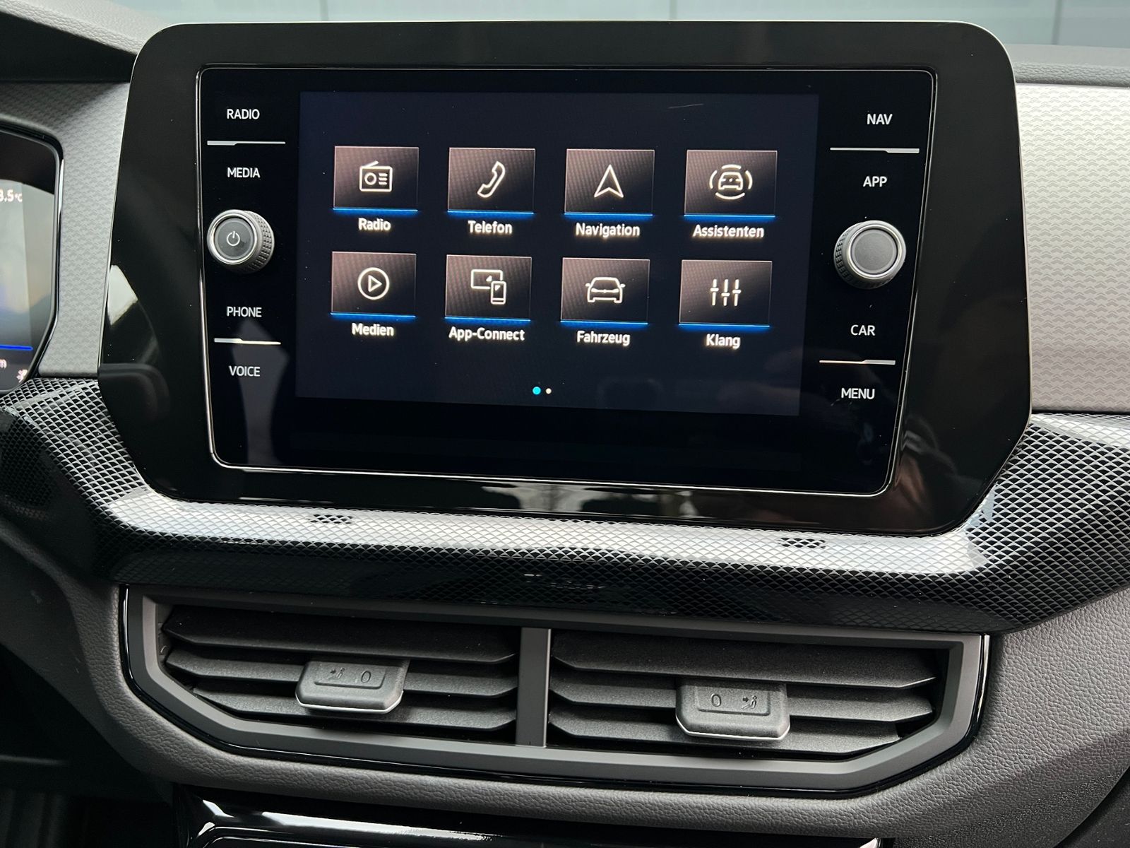 Fahrzeugabbildung Volkswagen T-Cross Life 1.0 TSI DSG *IQ.Light, ACC, App-Con