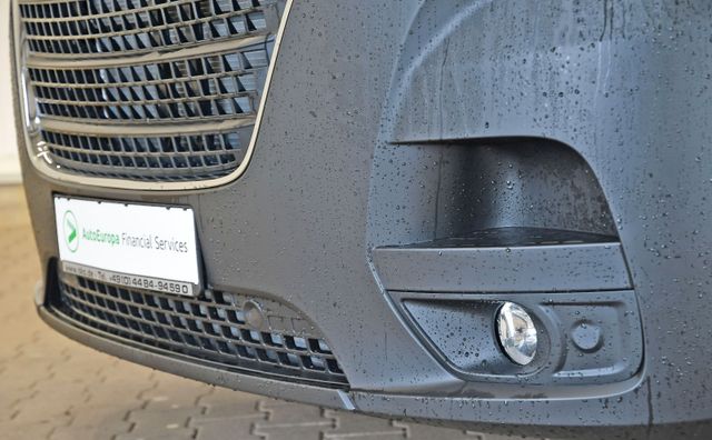 Fahrzeugabbildung Renault Master dCi 145 Doka Pritsche Klima 7-Sitzer#T216