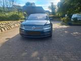 Volkswagen Phaeton 4.2 V8 4MOTION Tiptronic 2016 - Volkswagen Phaeton mit Benzin-Antrieb: Automatik