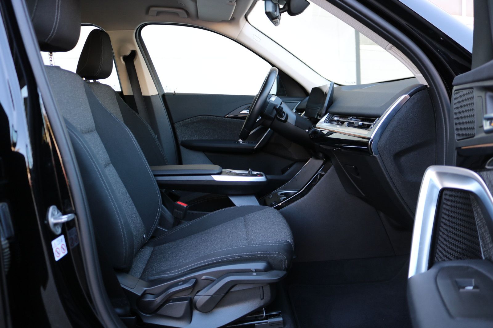 BMW X1 sDrive18d*Neues Modell*Premium Plus*LED* foto 12