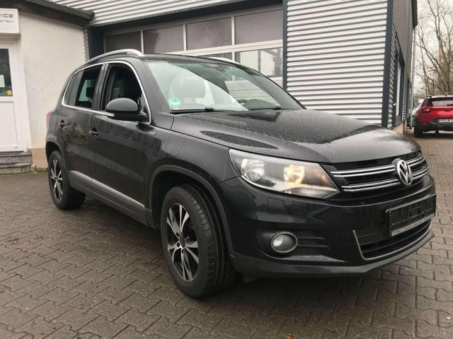 Volkswagen Tiguan 2.0 TDI 4Motion Sport Euro 6 DSG Navi AHK