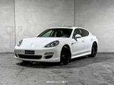 Porsche Panamera 4S 4.8 V8 - Porsche Panamera: Weiß