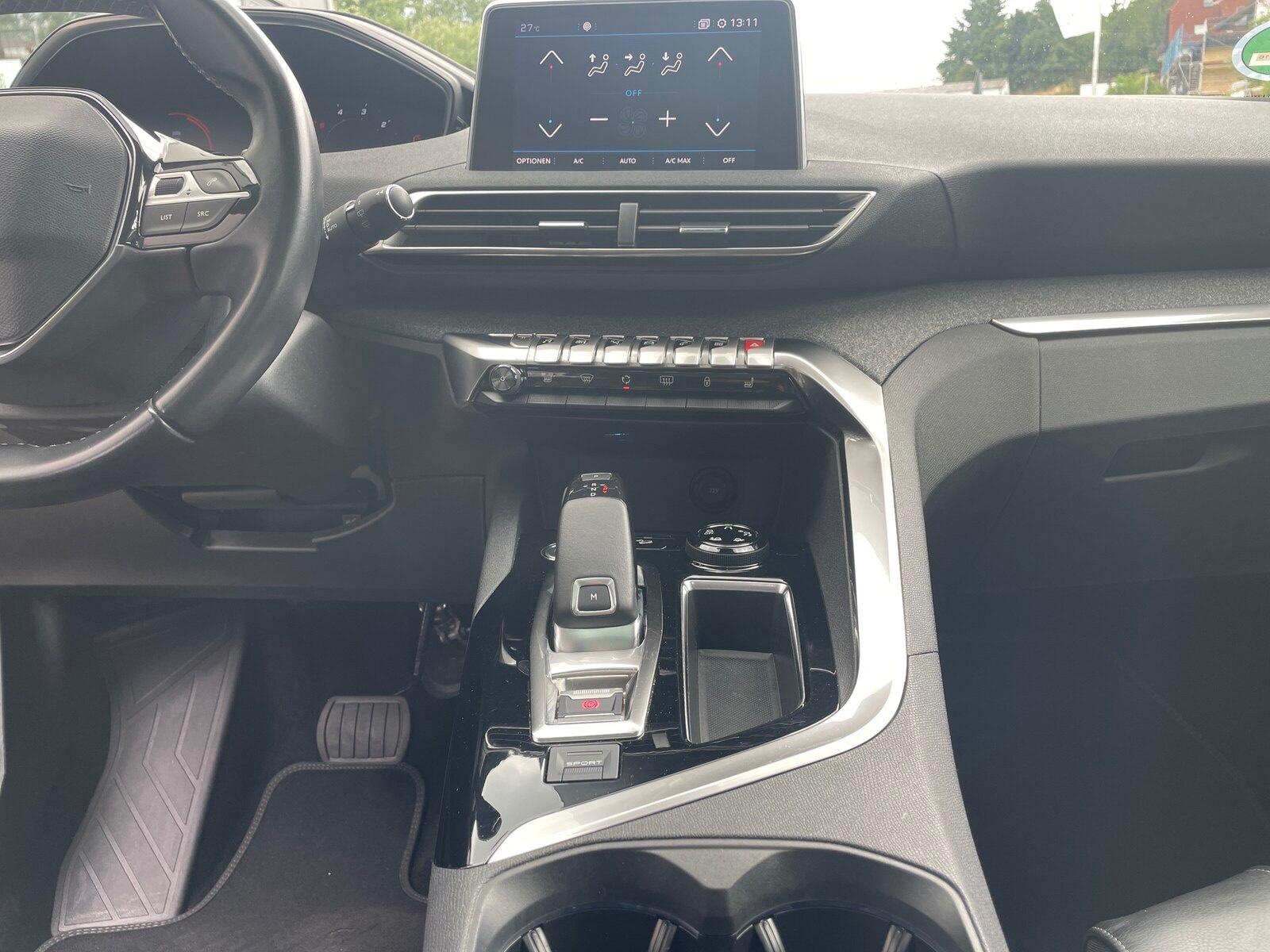Peugeot 3008 BlueHDi 180 Stop & Start EAT8 Allure *AHK*