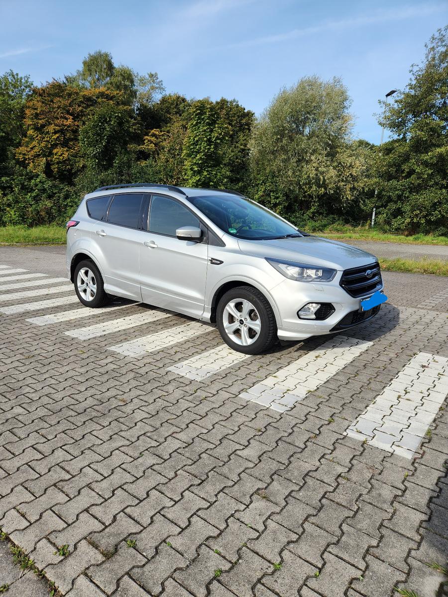 Ford Kuga 2,0 TDCi 4x4 132kW ST-Line PowerShift S...