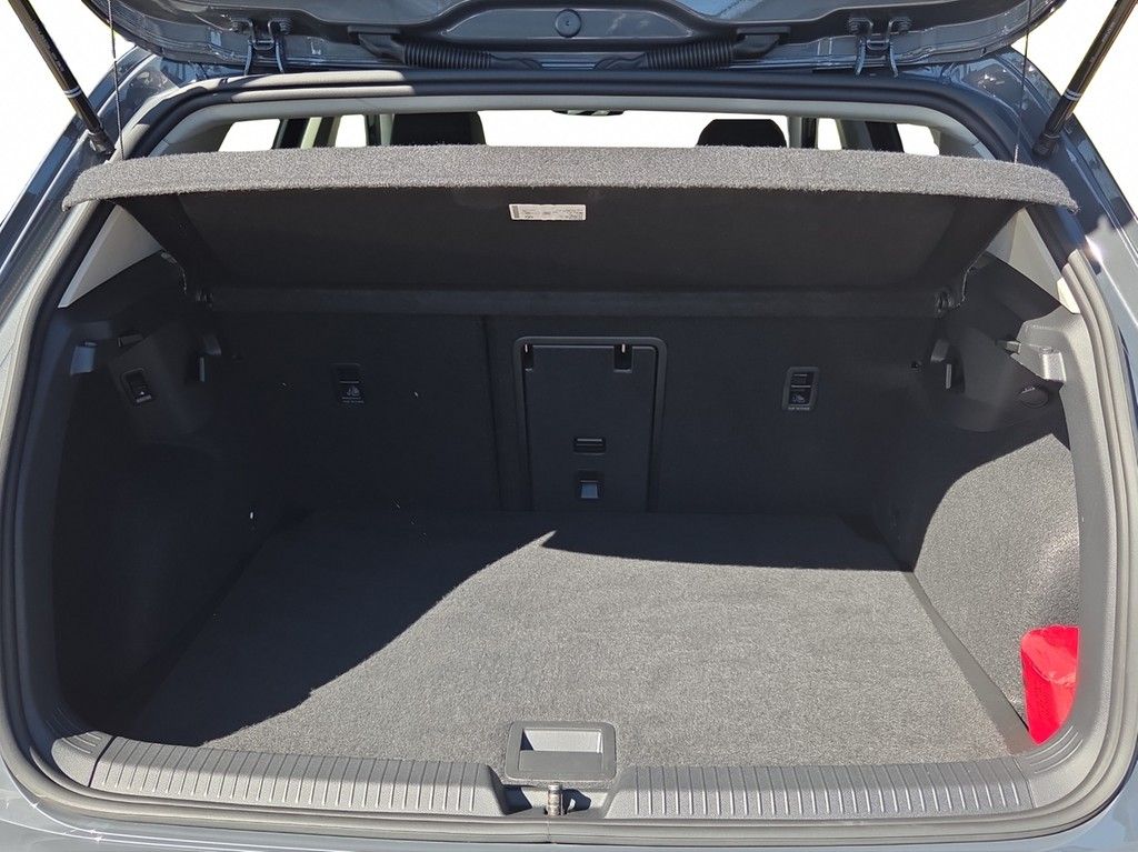 Volkswagen Golf - Bild 9