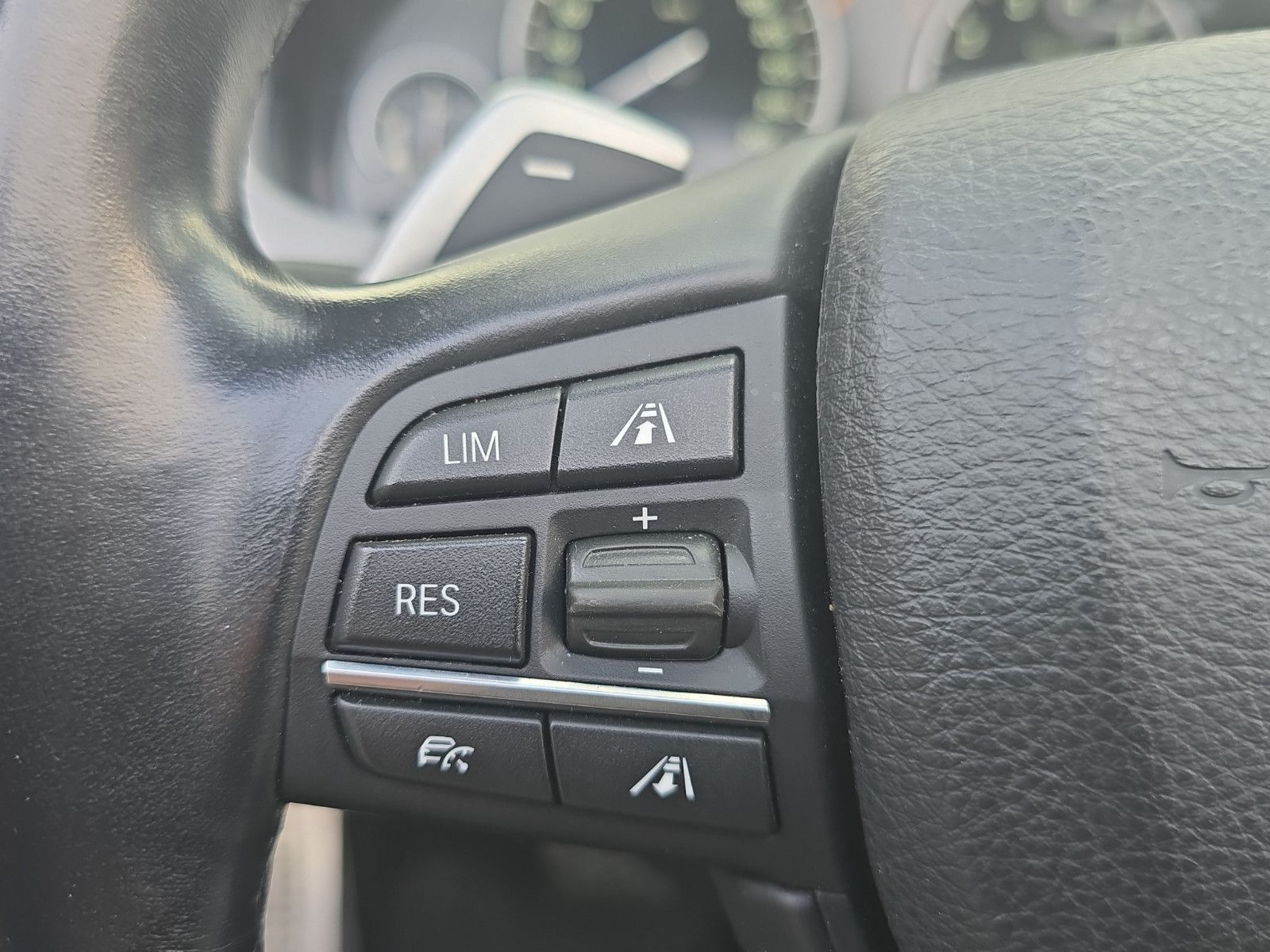 Fahrzeugabbildung BMW 650i Cabrio M-PAKETT,B&O,360,SOFT CLOSE,MASSAGE