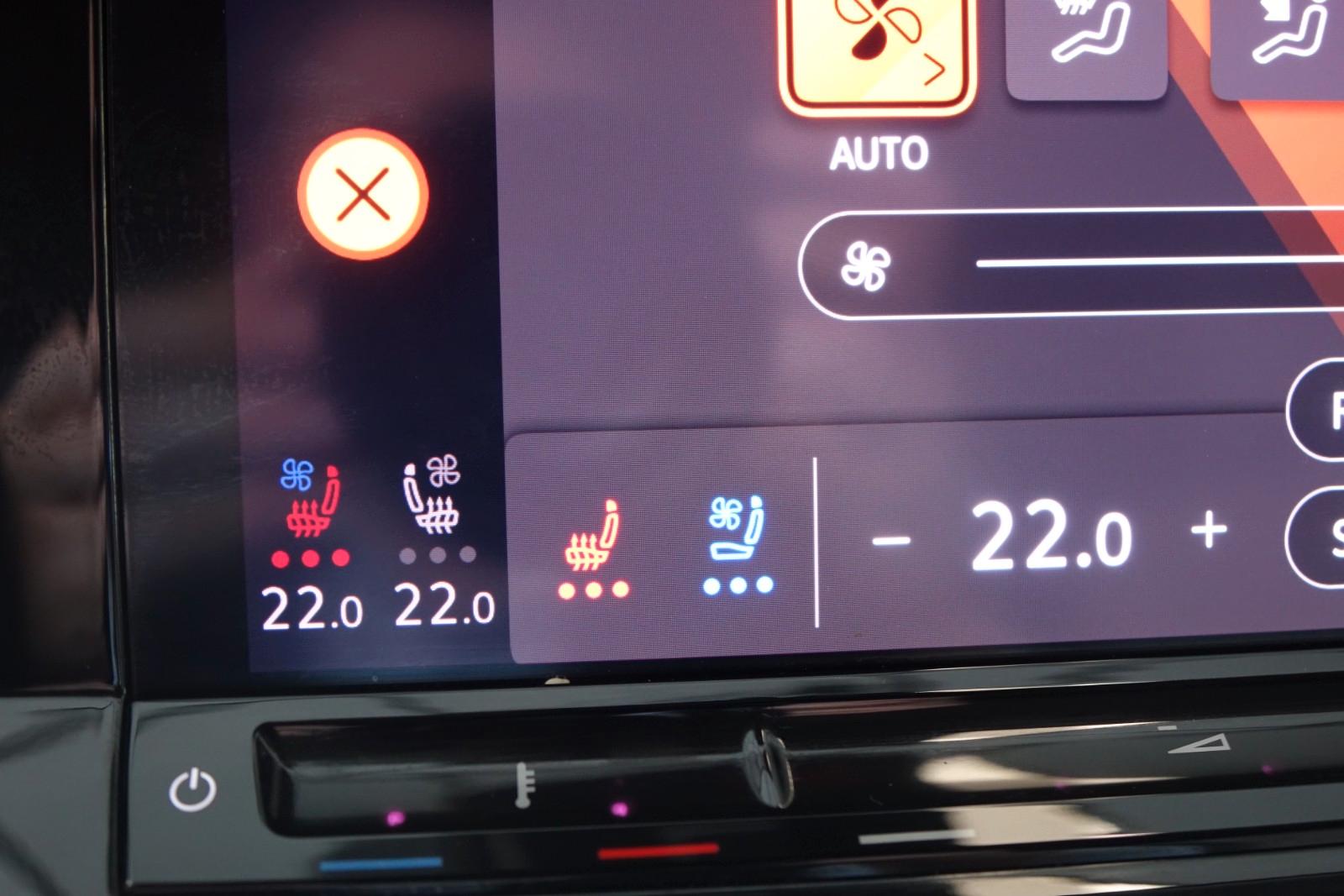 VOLKSWAGEN T7 MULTIVAN LIFE eHYBRID 150ch - PORTES ÉLECTRIQUES - CUIR - SIÈGES VENTILÉS ET MASSANTS - MATRIX LED - ACC