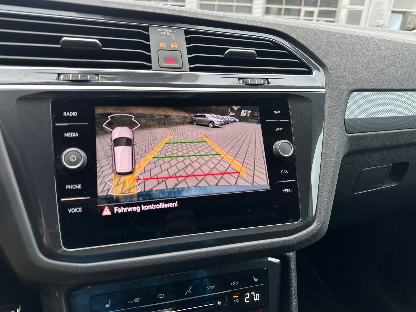 Volkswagen Tiguan - Bild 17