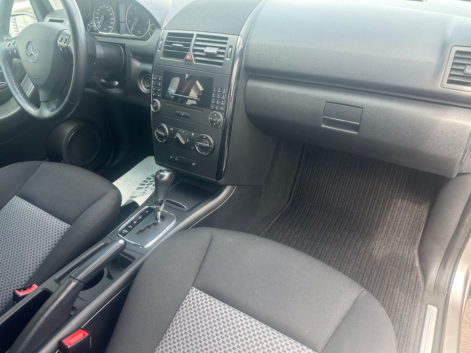 Fahrzeugabbildung Mercedes-Benz A 150 *AUTOMATIK+AHK*
