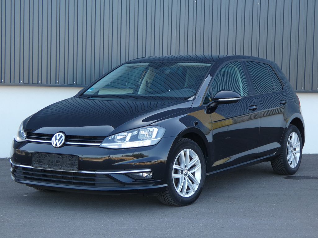 Image of Volkswagen Golf