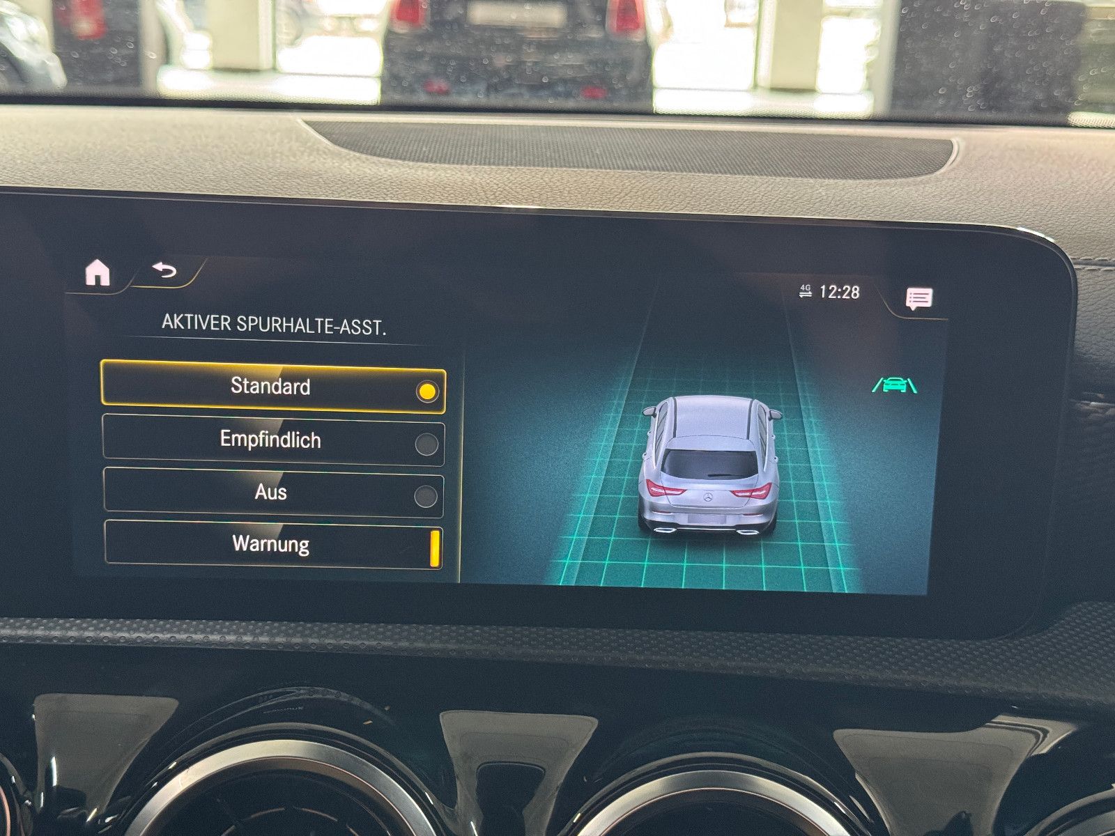 Mercedes-Benz CLA 200 SB 8G-DCT 4MATIC SPORTPAKET PROGRESSIVE