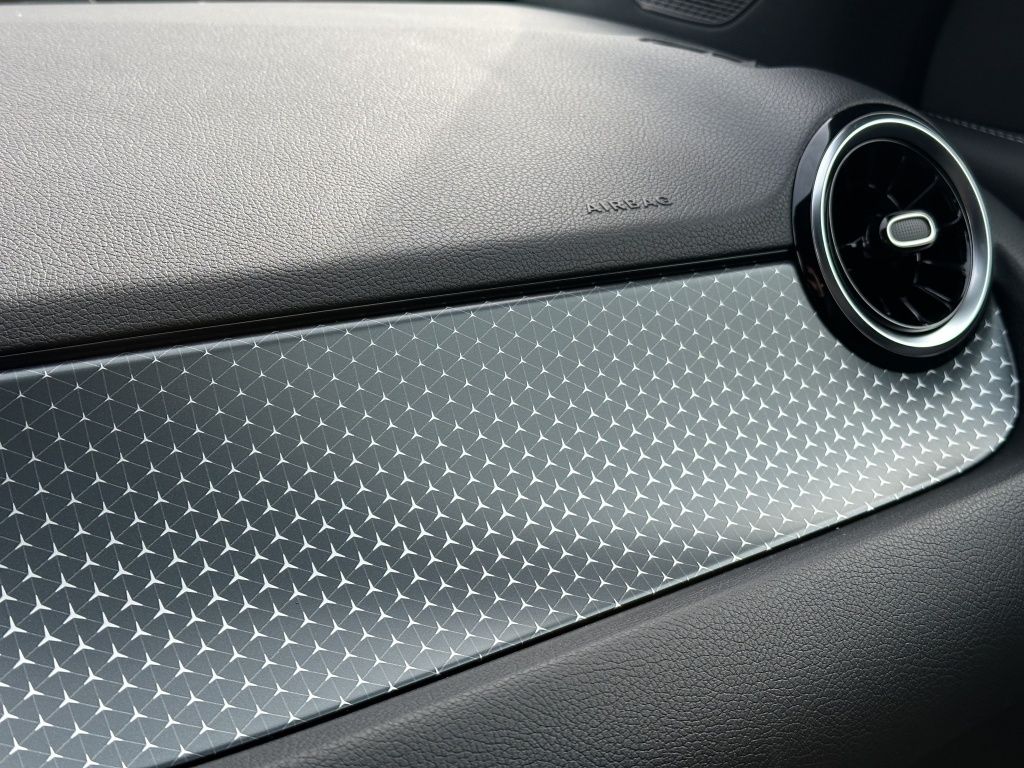 Fahrzeugabbildung Mercedes-Benz GLA 200 d PROGRESSIVE*DISTR*AHK*LED*KAM*SITZH