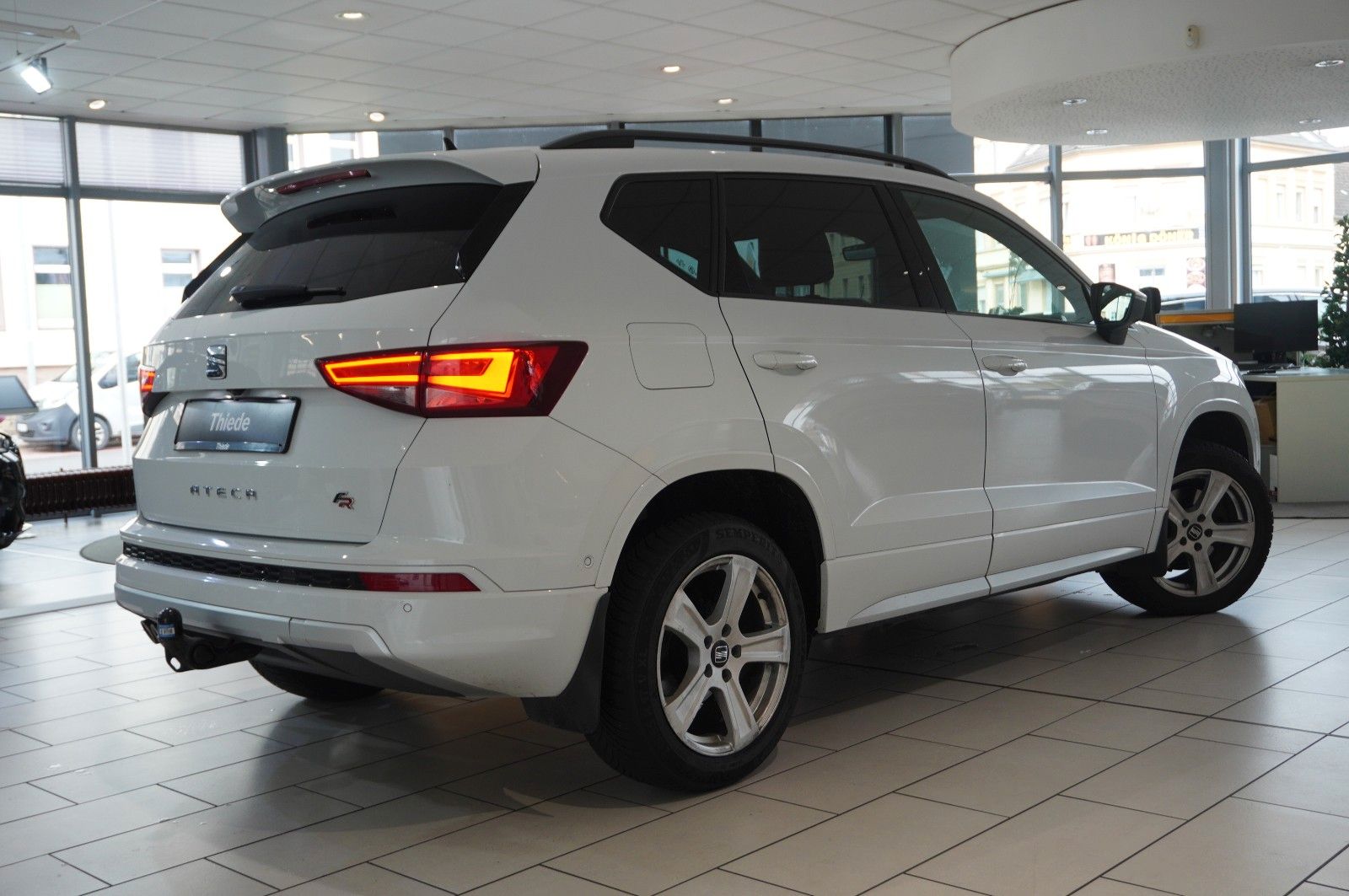 Fahrzeugabbildung SEAT Ateca 2.0 TDI FR SPORT DSG NAVI/LED/KAMERA/AHK