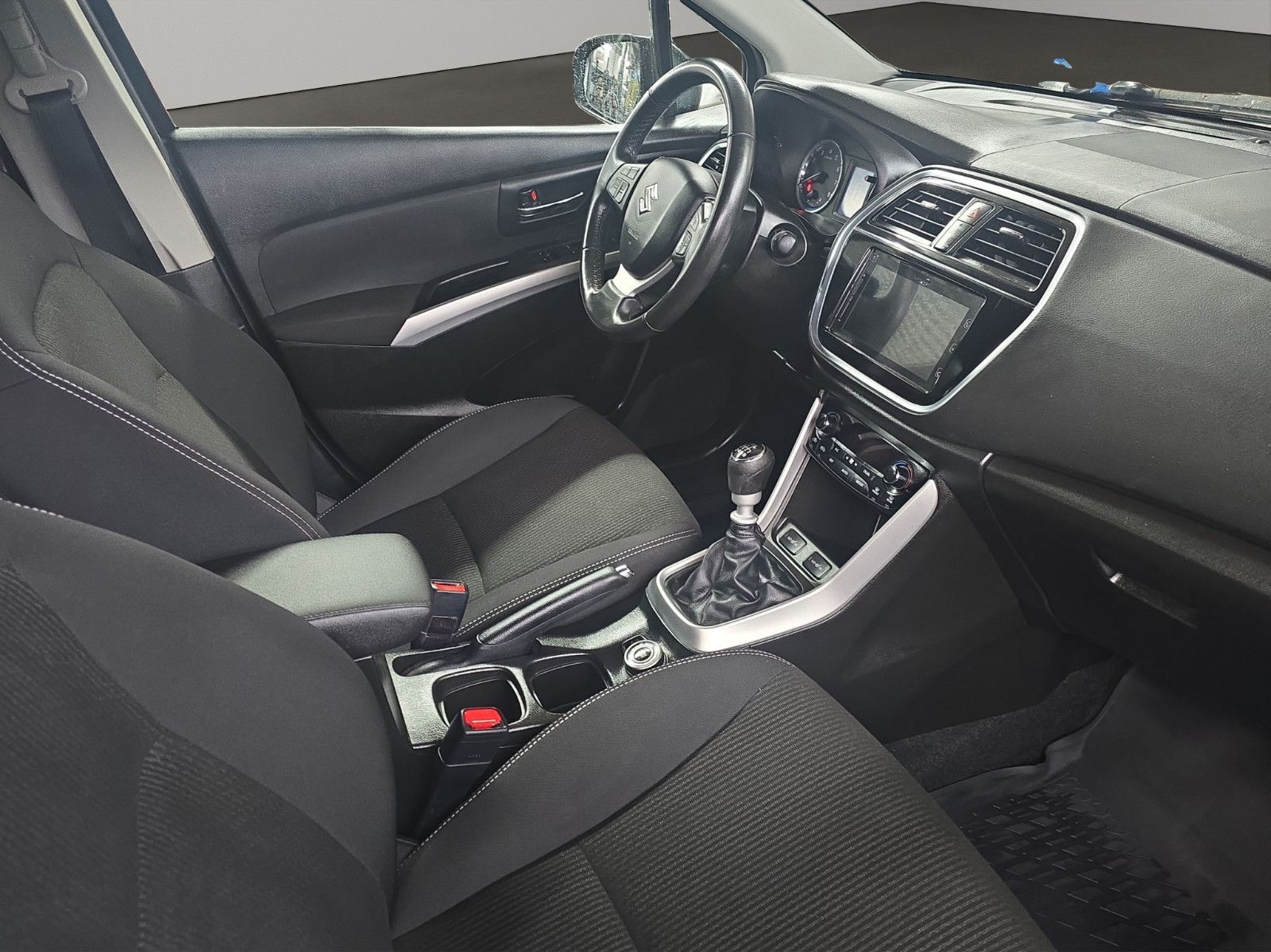 Fahrzeugabbildung Suzuki SX4 S-Cross 4x4 ALLRAD