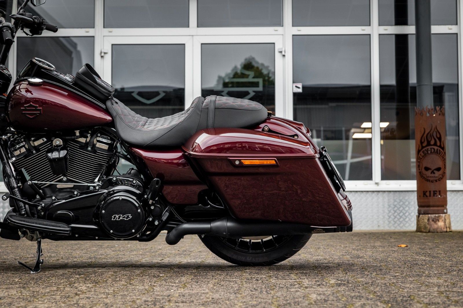 Fahrzeugabbildung Harley-Davidson FLHRXS ROAD KING SPECIAL 114 CUI - JEKILL&HYDE -