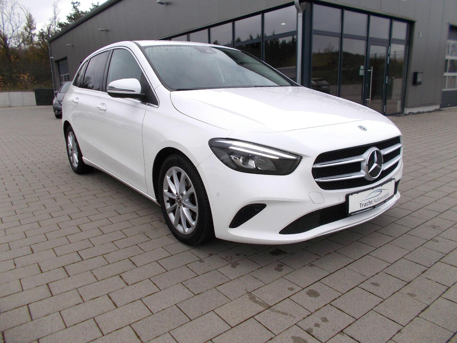 Mercedes-Benz B 180 B 180 Business*LED*Navi*Kamera*Ambientebel