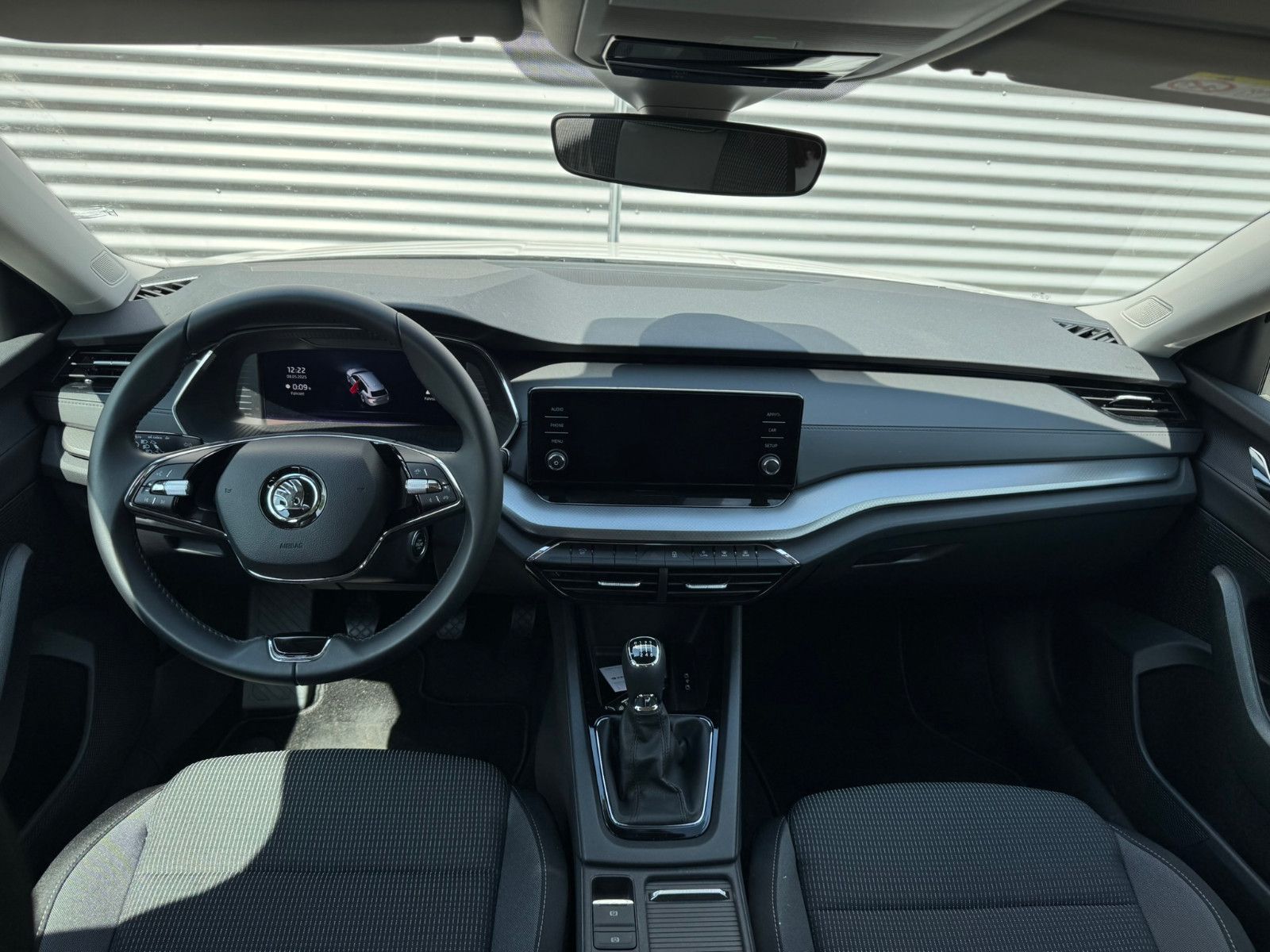Fahrzeugabbildung SKODA Octavia Combi 1.5 TSI Climatronic Tempomat