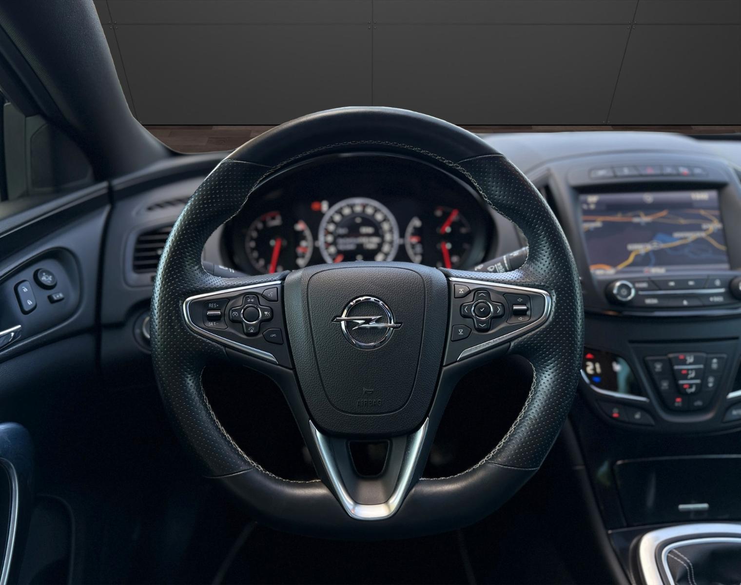Opel Insignia OPC 4x4 Unlimited 2.8 V6 Turbo | 325 ch | BVM | Cuir Recaro électrique chauffant | Toit ouvrant | Caméra de recul | Régulateur adaptatif | Suspension FlexRide