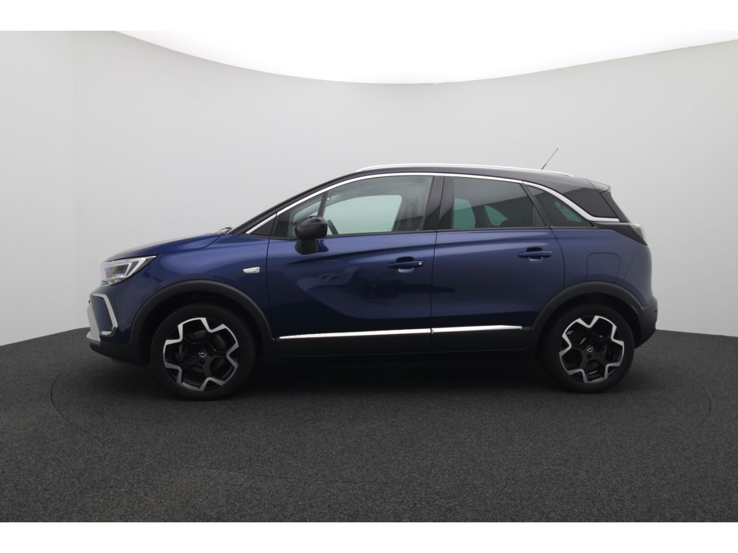 Fahrzeugabbildung Opel Crossland Ultimate 1.2 Totwinkelassistent Alcant