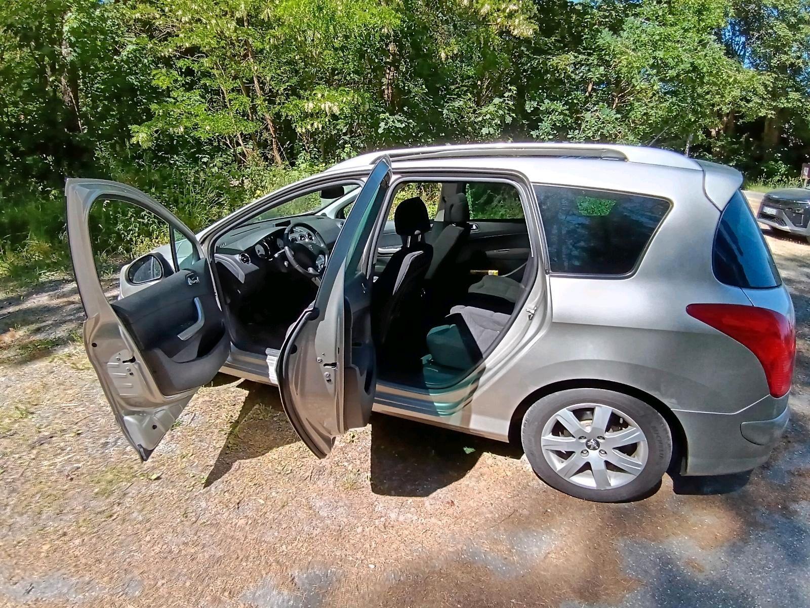 Peugeot 308 2008 — engine 120 HP (88kW)