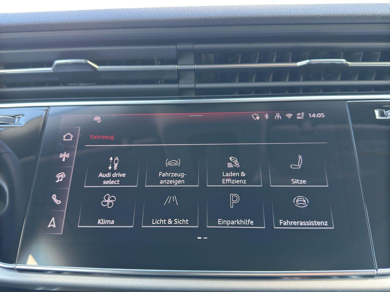 Audi Q8 45 TFSI e Q HuD OPS LED