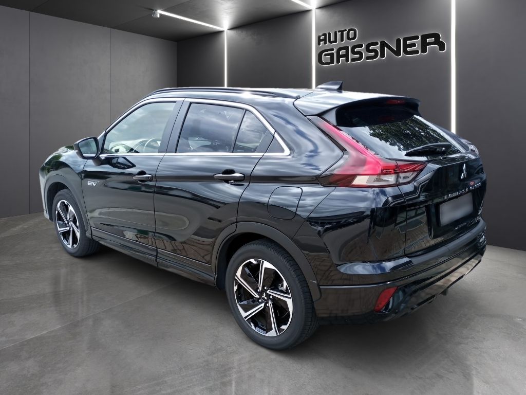 Fahrzeugabbildung Mitsubishi Eclipse Cross Plug-in Hybrid PLUS Select AHK