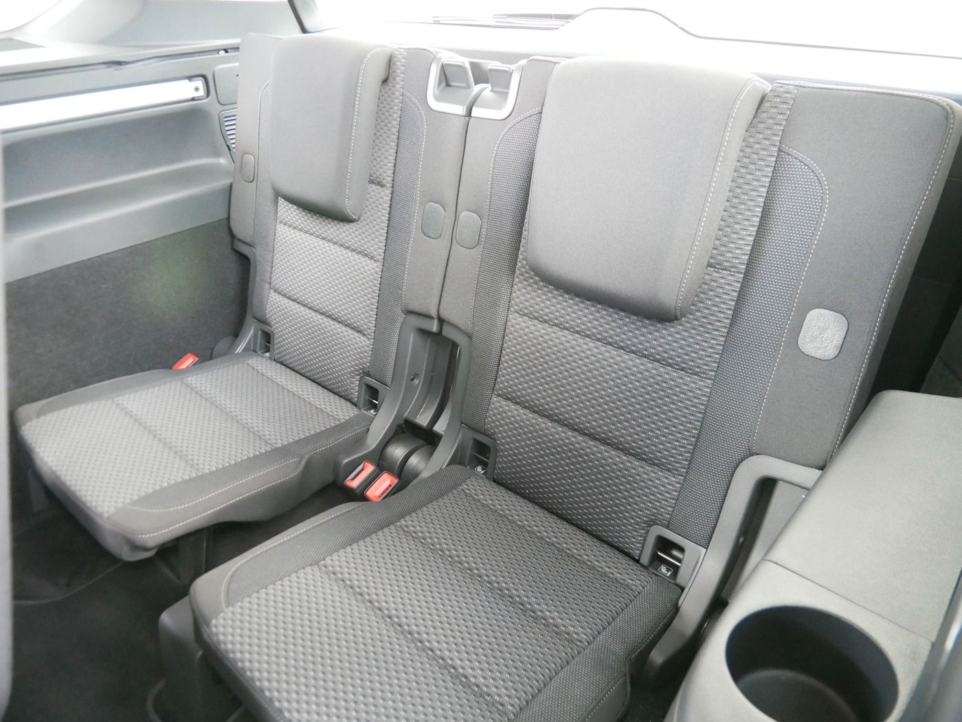 Fahrzeugabbildung Volkswagen Touran 1.5 Comfortline NEU48T 7-Sitzer ACC PDC