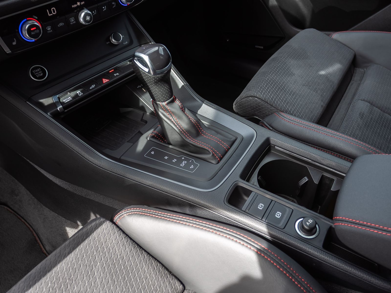 Audi Q3 Sportback S line 45TFSIe Navi LED Panorama AC foto 19