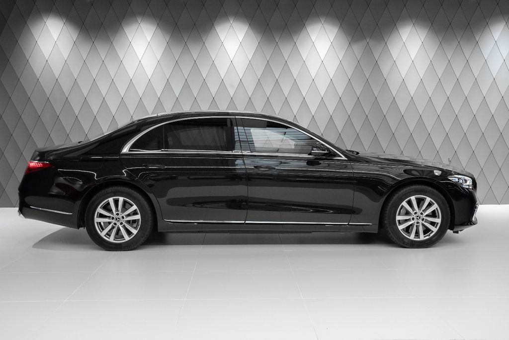 S 680 GUARD 2026 BLACK / BLACK - Bild 3