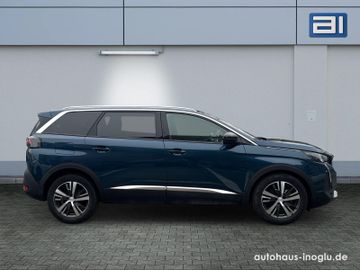 Peugeot 5008 - 8