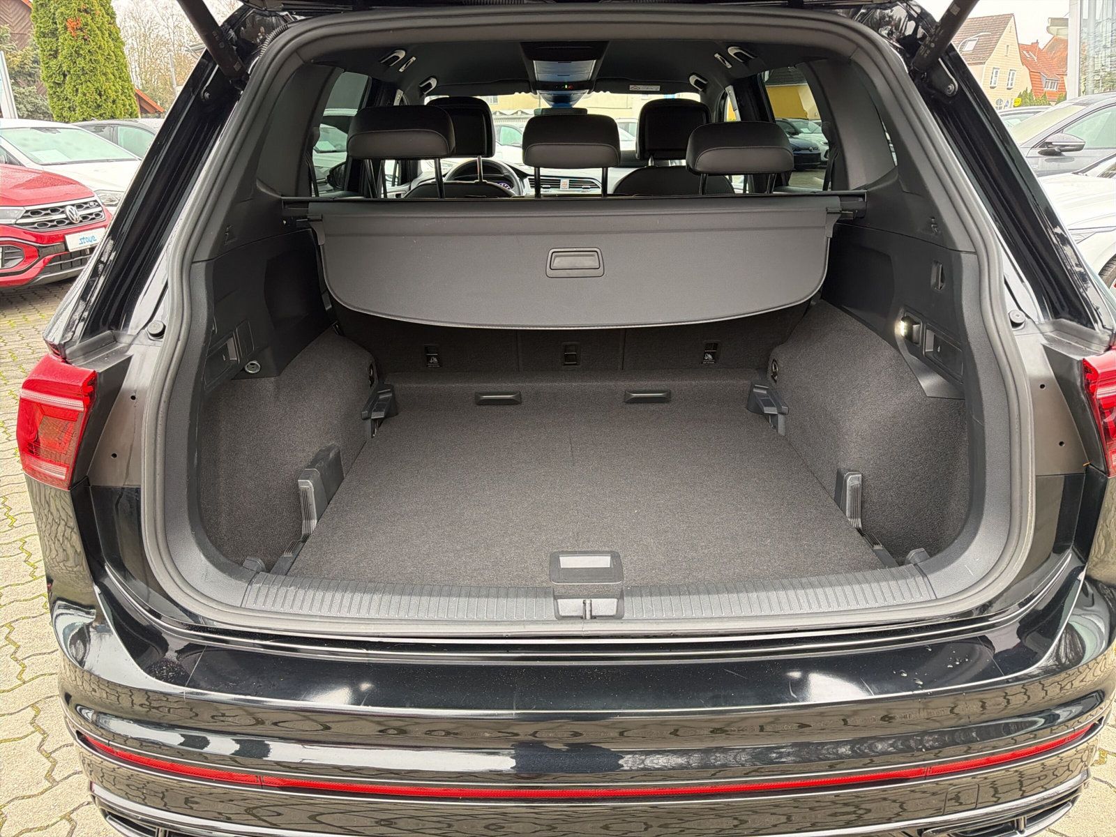 Tiguan Allspace R-Line 4MotionTDi DSG Navi