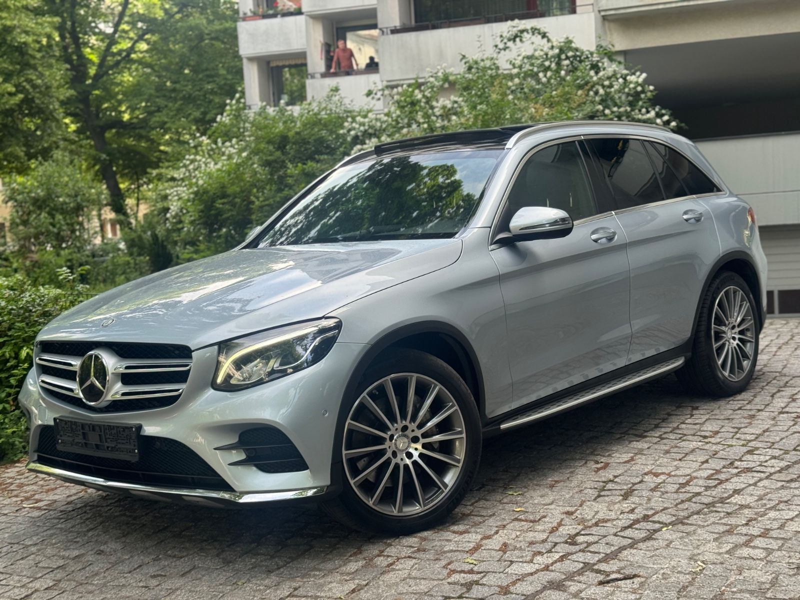 MERCEDES-BENZ GLC 250 d 4Matic AMG Line Edition1/BURM/PANO/ACC