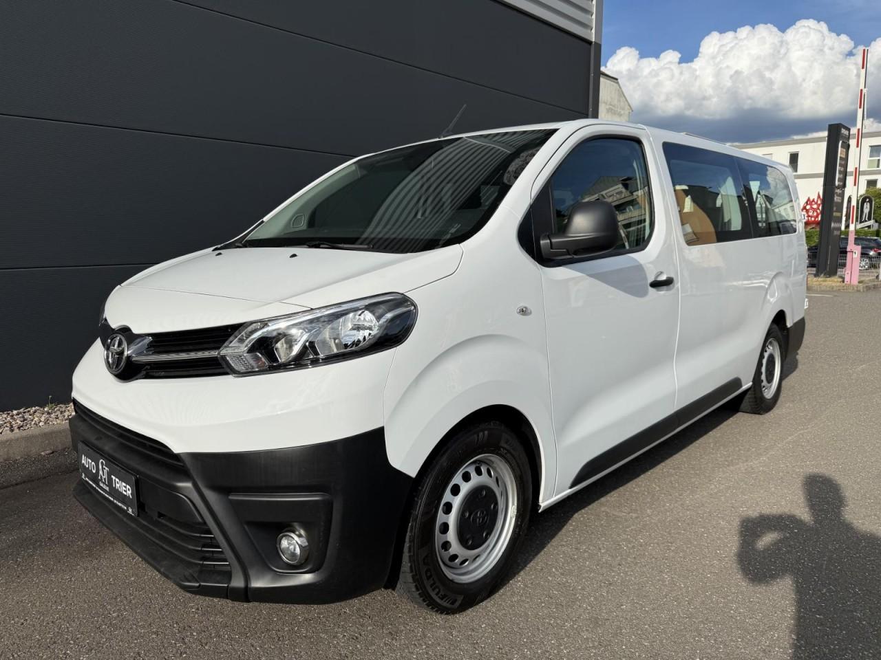 Toyota Proace 2.0 L2 Kombi Comfort NAVI PDC MFL 9SITZER