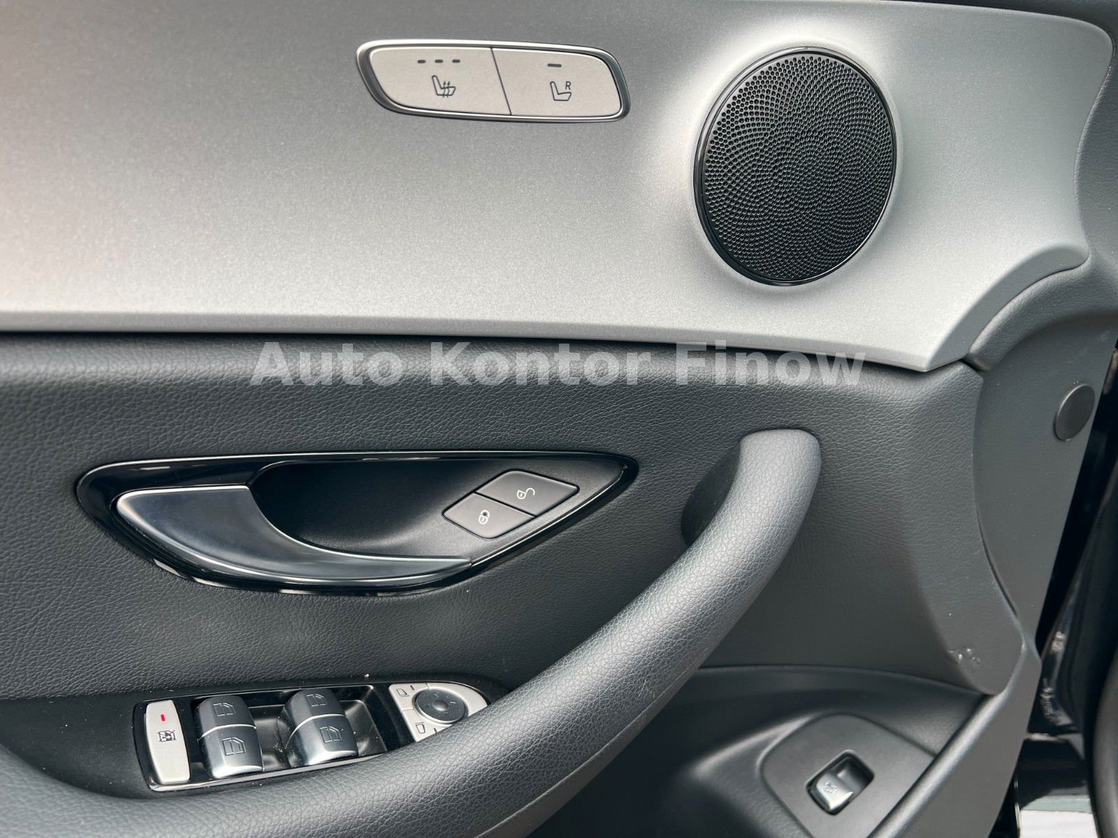 Mercedes-Benz E 220 d Limousine *Rückfahrkamera*Multibeam-LED* foto 9